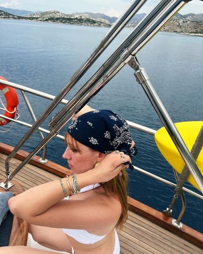 Gizem Karaca seksi ifşa fotoğrafı 123