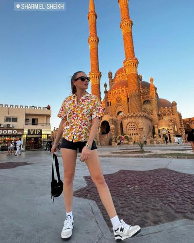 Gizem Karaca seksi ifşa fotoğrafı 156