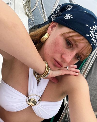 Gizem Karaca seksi ifşa fotoğrafı 161