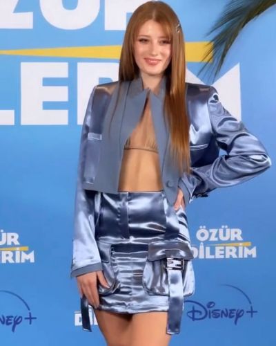 Gizem Karaca seksi ifşa fotoğrafı 202
