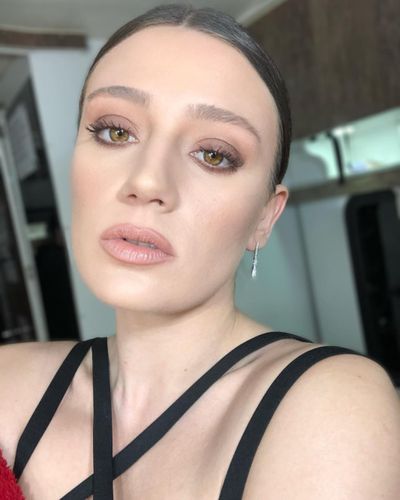 Gizem Karaca seksi ifşa fotoğrafı 338