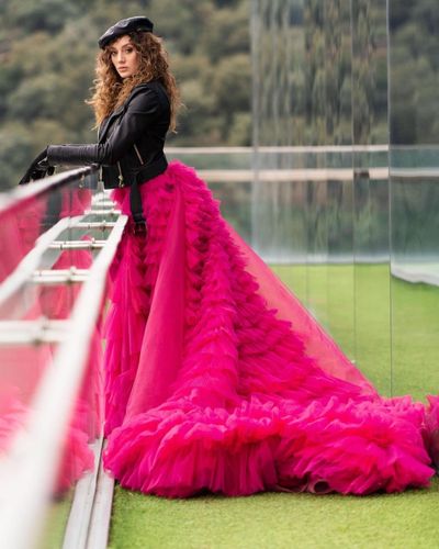 Gizem Karaca seksi ifşa fotoğrafı 340