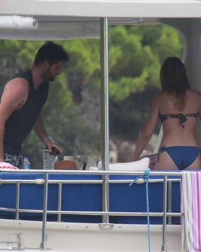 Gizem Karaca seksi ifşa fotoğrafı 395