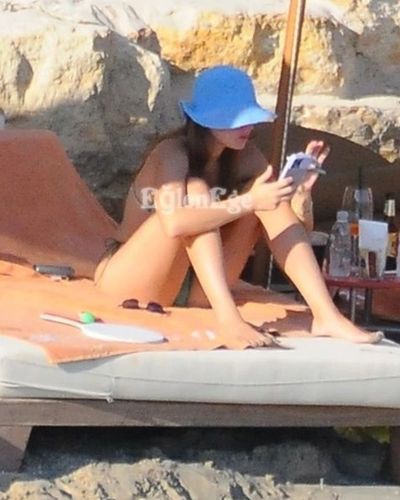 Gizem Karaca seksi ifşa fotoğrafı 43
