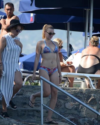 Gizem Karaca seksi ifşa fotoğrafı 465