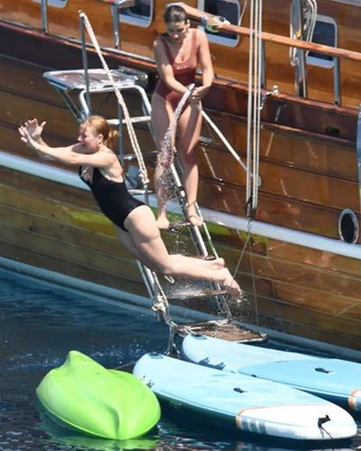 Gizem Karaca seksi ifşa fotoğrafı 71