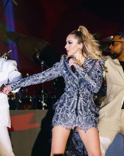Hadise seksi ifşa fotoğrafı 1002