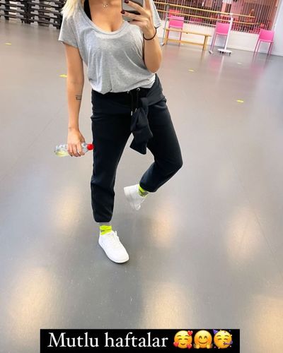 Hadise seksi ifşa fotoğrafı 1187
