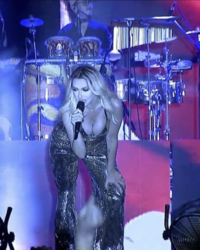 Hadise seksi ifşa fotoğrafı 1280