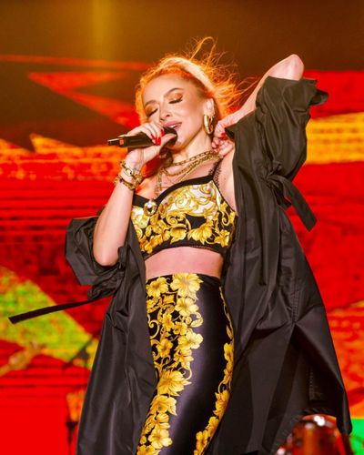 Hadise seksi ifşa fotoğrafı 816
