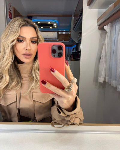 Hadise seksi ifşa fotoğrafı 919