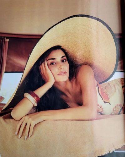 Hande Ercel seksi ifşa fotoğrafı 1077
