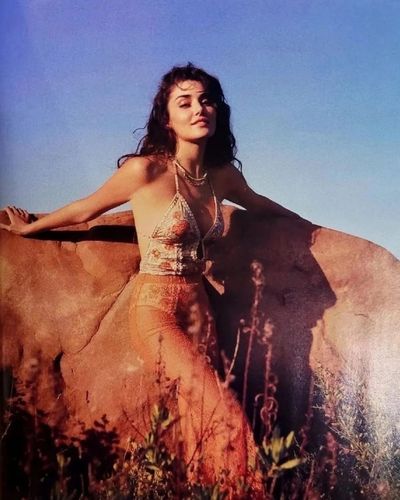 Hande Ercel seksi ifşa fotoğrafı 1089