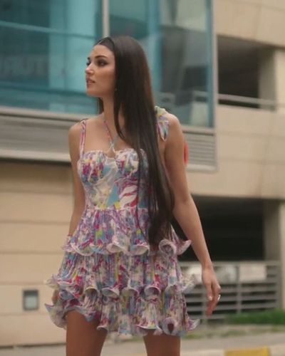 Hande Ercel seksi ifşa fotoğrafı 1095