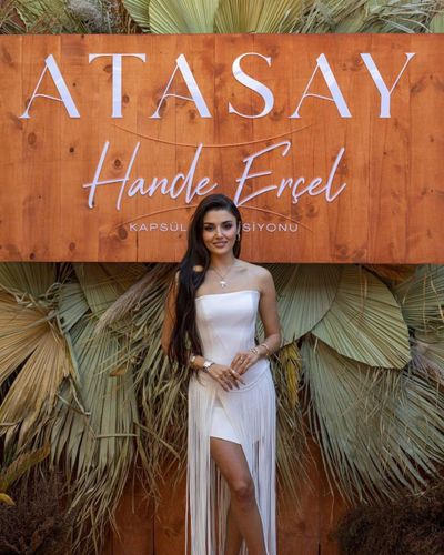 Hande Ercel seksi ifşa fotoğrafı 1102