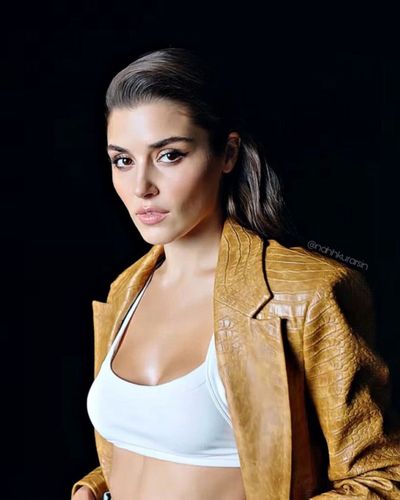 Hande Ercel seksi ifşa fotoğrafı 1166