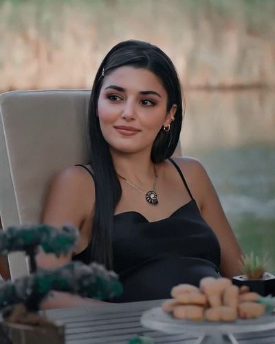 Hande Ercel seksi ifşa fotoğrafı 1226