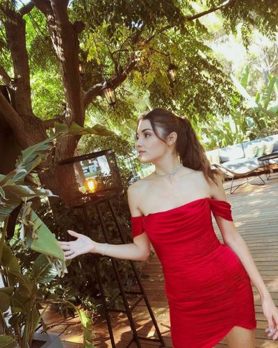 Hande Ercel seksi ifşa fotoğrafı 1233