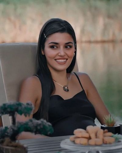 Hande Ercel seksi ifşa fotoğrafı 1255