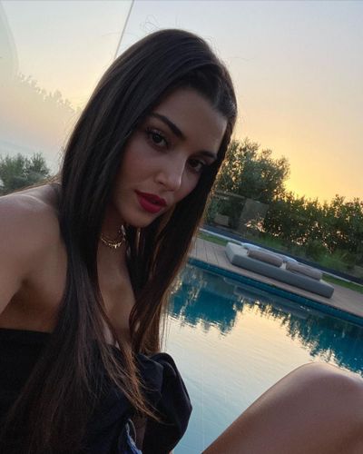 Hande Ercel seksi ifşa fotoğrafı 1300