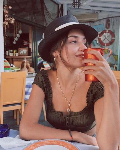 Hande Ercel seksi ifşa fotoğrafı 1535