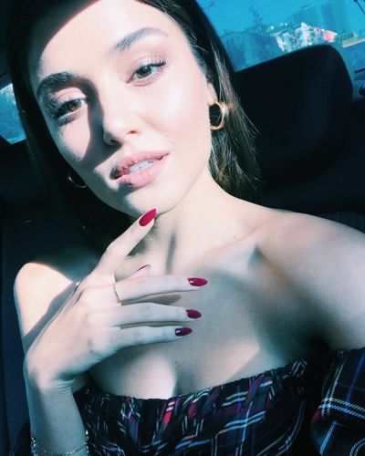 Hande Ercel seksi ifşa fotoğrafı 1549