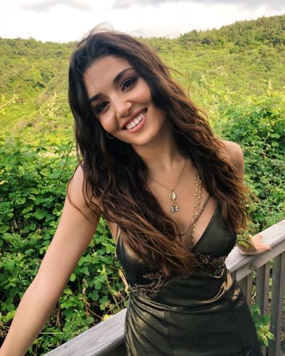 Hande Ercel seksi ifşa fotoğrafı 1552