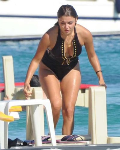 Hande Ercel seksi ifşa fotoğrafı 1574