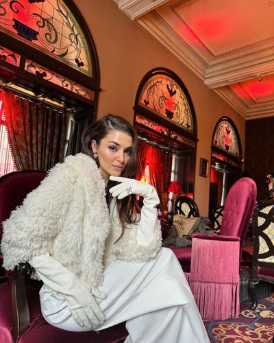 Hande Ercel seksi ifşa fotoğrafı 200
