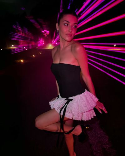 Hande Ercel seksi ifşa fotoğrafı 258