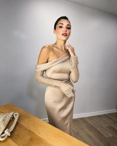 Hande Ercel seksi ifşa fotoğrafı 379