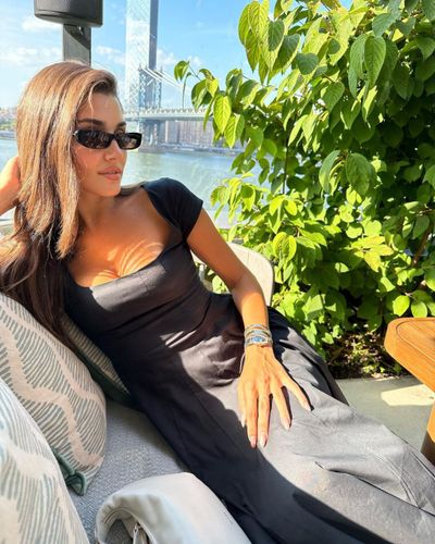 Hande Ercel seksi ifşa fotoğrafı 389