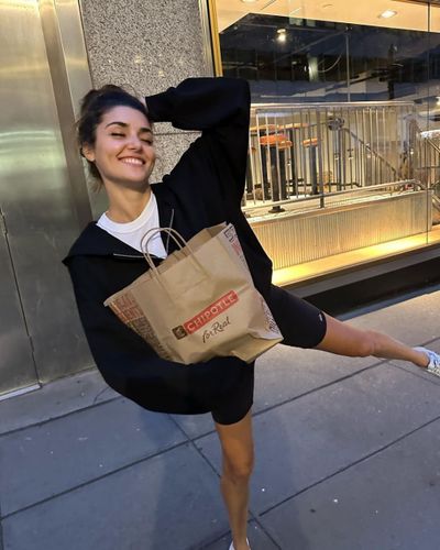 Hande Ercel seksi ifşa fotoğrafı 400