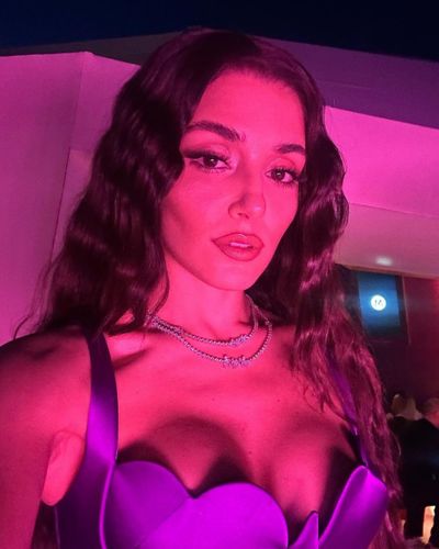 Hande Ercel seksi ifşa fotoğrafı 553