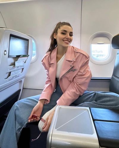 Hande Ercel seksi ifşa fotoğrafı 595
