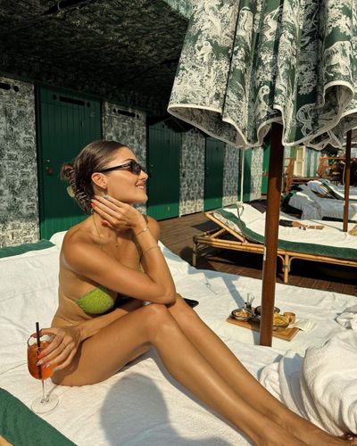 Hande Ercel seksi ifşa fotoğrafı 697