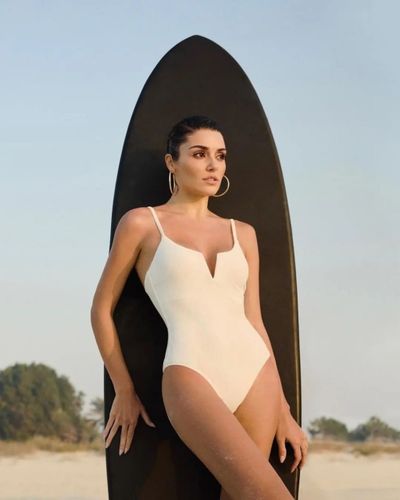 Hande Ercel seksi ifşa fotoğrafı 706
