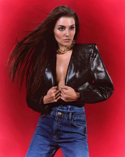 Hande Ercel seksi ifşa fotoğrafı 743
