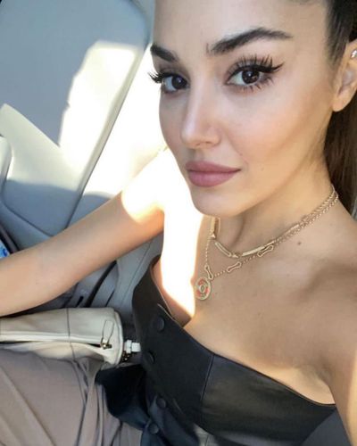 Hande Ercel seksi ifşa fotoğrafı 778