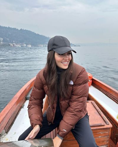 Hande Ercel seksi ifşa fotoğrafı 860