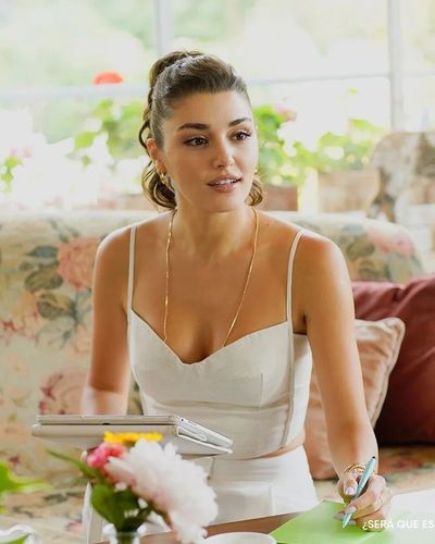 Hande Ercel seksi ifşa fotoğrafı 871