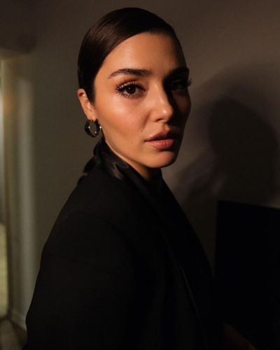 Hande Ercel seksi ifşa fotoğrafı 888