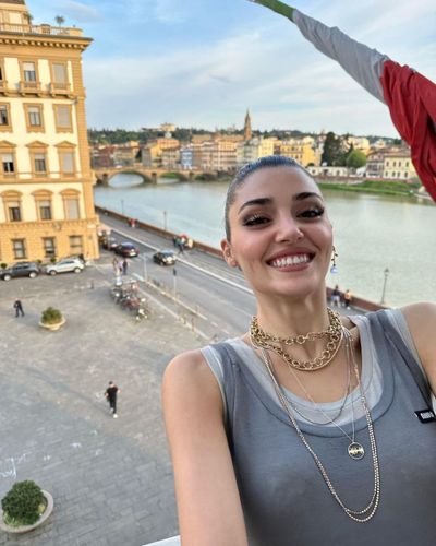 Hande Ercel seksi ifşa fotoğrafı 902