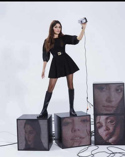 Hande Ercel seksi ifşa fotoğrafı 947