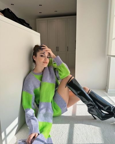 Hande Ercel seksi ifşa fotoğrafı 972