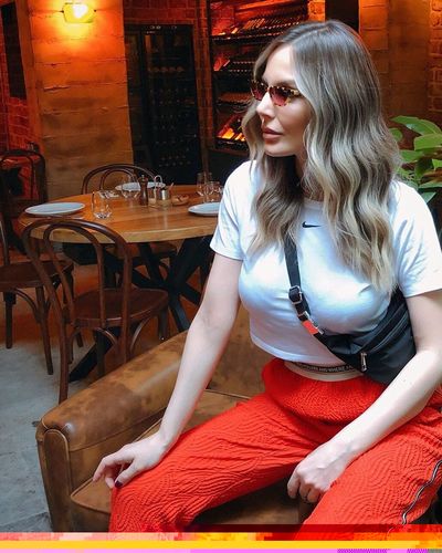 Hande Sarıoğlu seksi ifşa fotoğrafı 43