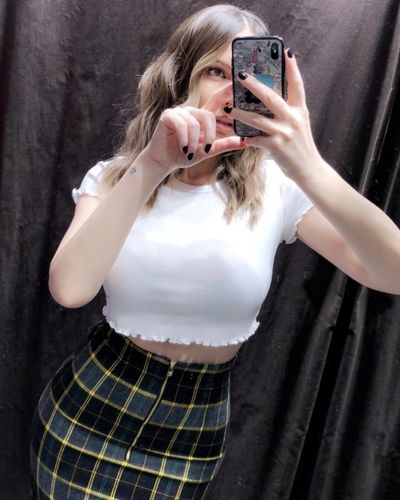 Hande Sarıoğlu seksi ifşa fotoğrafı 51