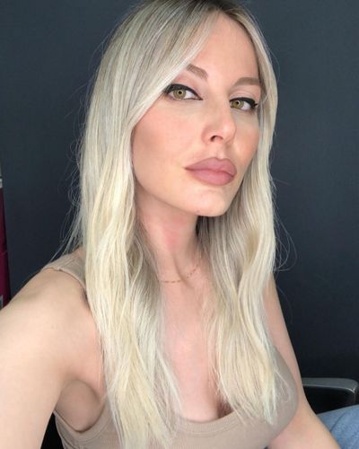 Hande Sarıoğlu seksi ifşa fotoğrafı 81
