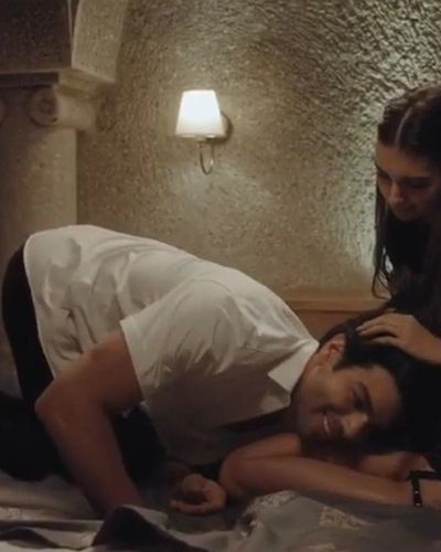 Hande Yılmaz seksi ifşa fotoğrafı 4 — Aşk Taktikleri (2022)