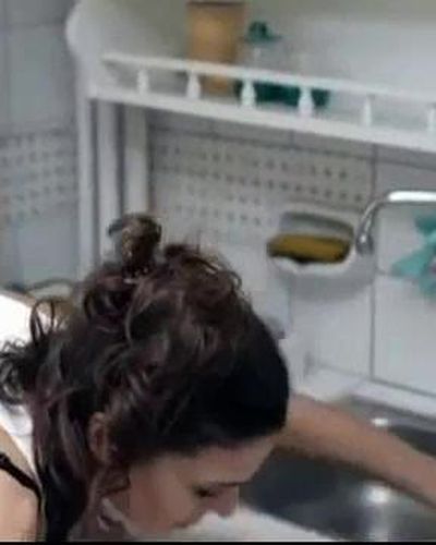 Hatice Aslan seksi ifşa fotoğrafı 18 — Hatice Aslan (2011)